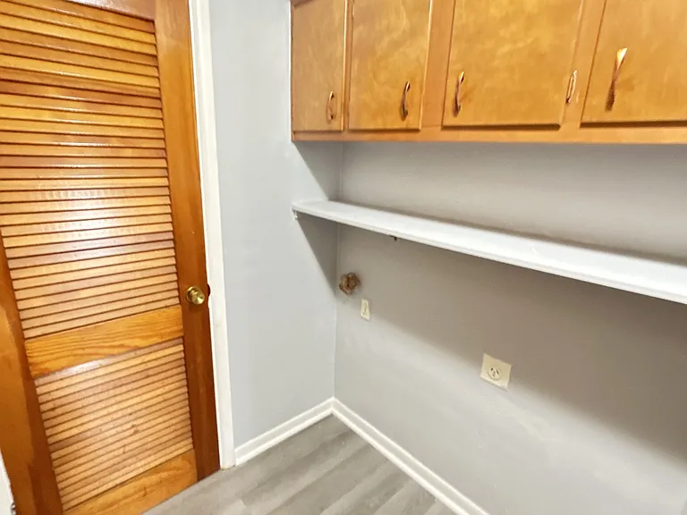 623 Troy St #D — Photo 7