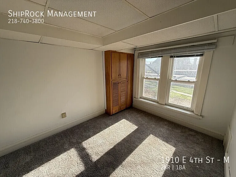 1910 E 4th St #M — Photo 12