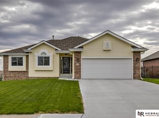 745 N 6th St, Springfield, NE 68059