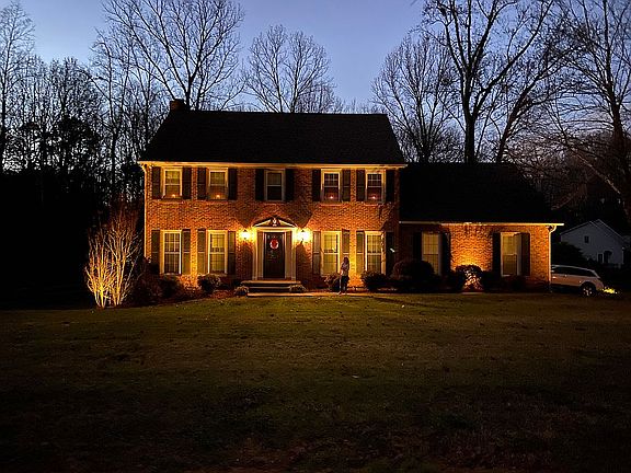 2nd image of 2173 Poinsett Dr
