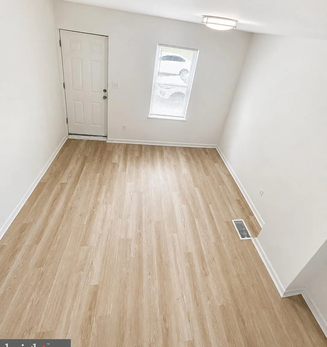 2 bed, 1.0 bath, 672 sqft, $1,675 — Photo 4
