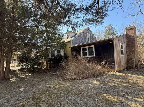 643 S 4th Ave, Absecon, NJ 08205