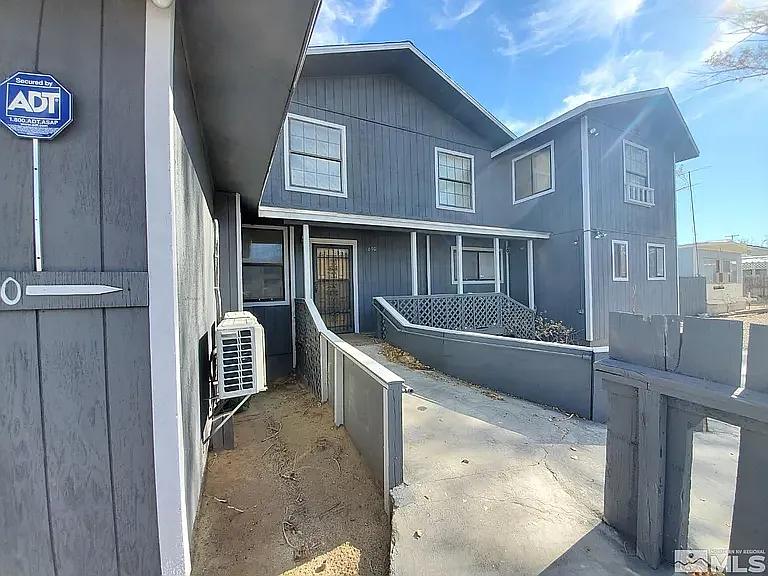690 J St — Photo 10