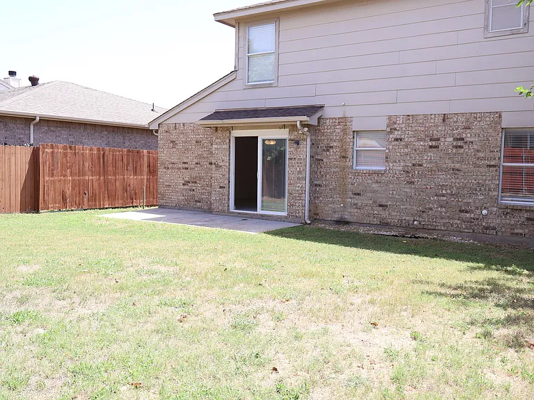 8721 Limestone Dr — Photo 19