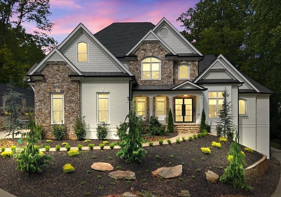 1st image of 4970 Lake Forrest Dr