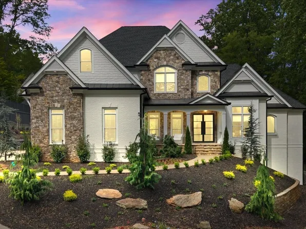 4970 Lake Forrest Dr, Sandy Springs, GA 30342