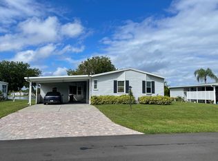 9 Treasure Cir, Sebastian, FL 32958