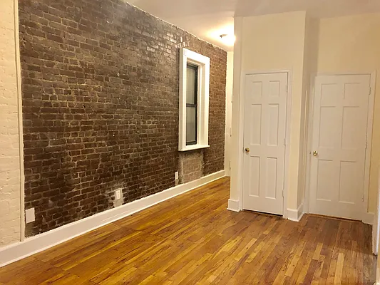 Rented by Compass | media 48