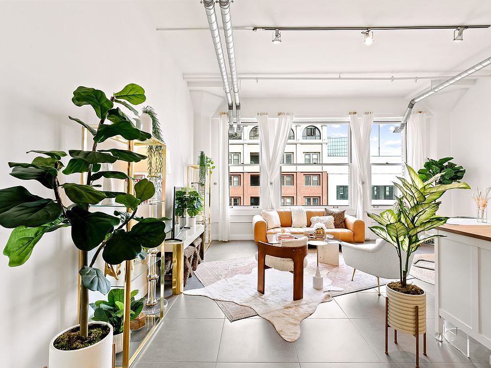 1st image of 939 S Broadway APT 704