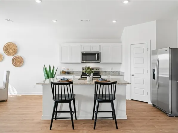 990 Hudson St, Prairie Grove, AR 72753