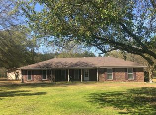 2210 Red Lake Rd, Marks, MS 38646