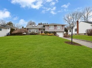 273 Haypath Rd, Old Bethpage, NY 11804