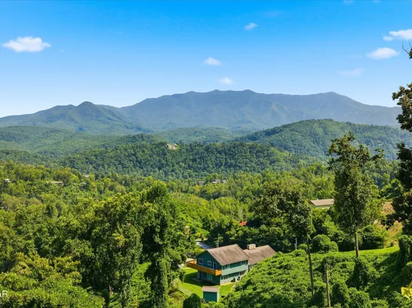 812 Beanstalk Ct Lot 43, Gatlinburg, TN 37738