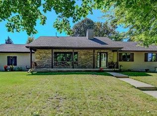 2311 Saint Albert The Great Dr, Sun Prairie, WI 53590