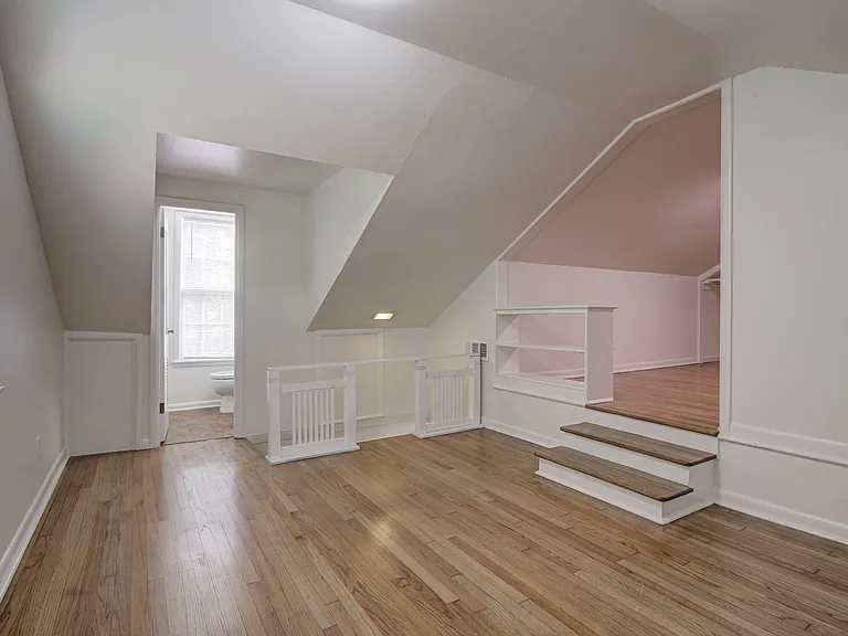 821 NW 48th St — Photo 27