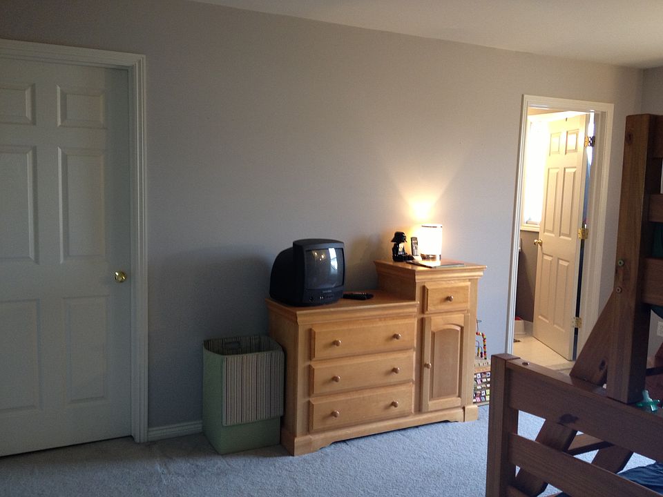 Large second Bedroom with walk in closet