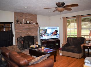 222 Prudence Rd, Oak Hill, WV 25901