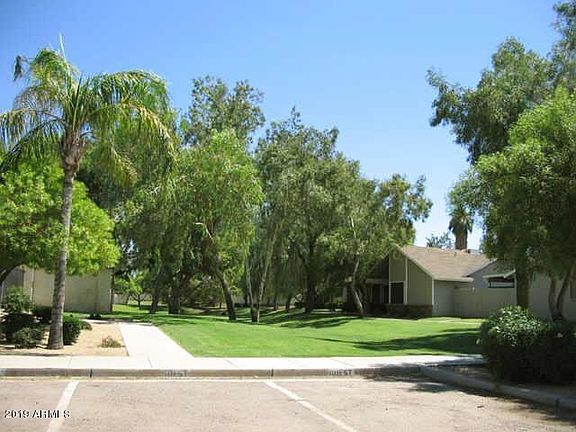 2nd image of 8520 W Palm Ln Unit 1028