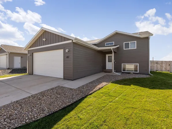 401 Yelner Dr, Box Elder, SD 57719