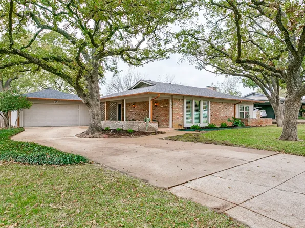 1753 Cynthia Ln, Hurst, TX 76054