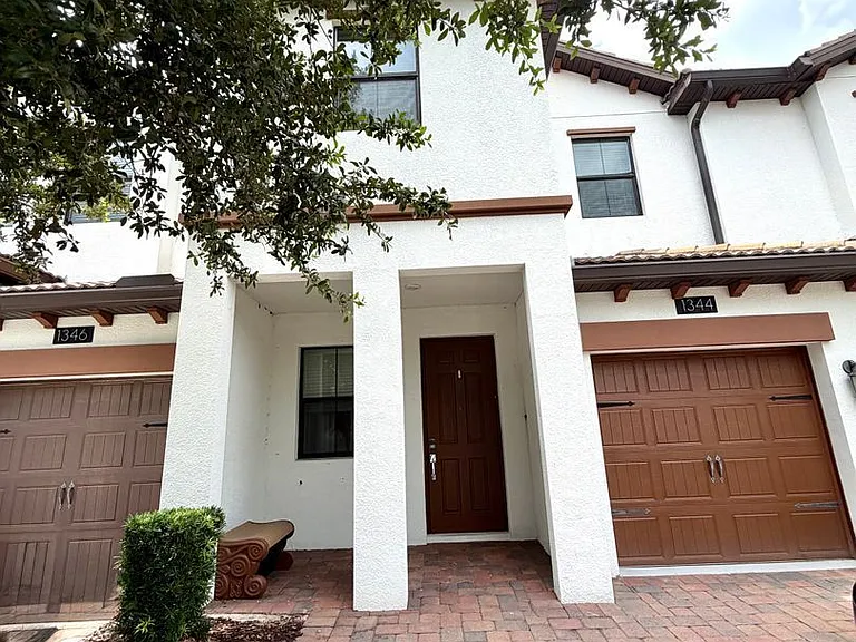 1344 Royal Saint George Blvd — Photo 28