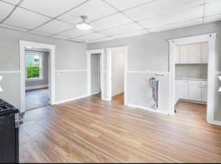 15 Mendon St APT 2, Worcester, MA 01604