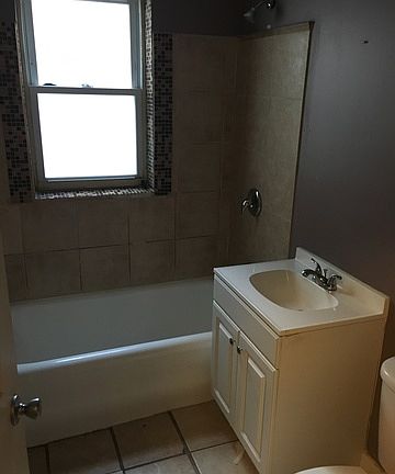 3rd image of 7846 S Luella Ave #2