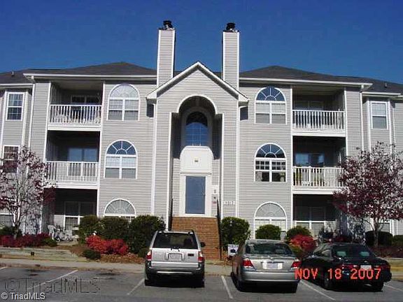 2nd image of 5012 Lawndale Dr Unit M