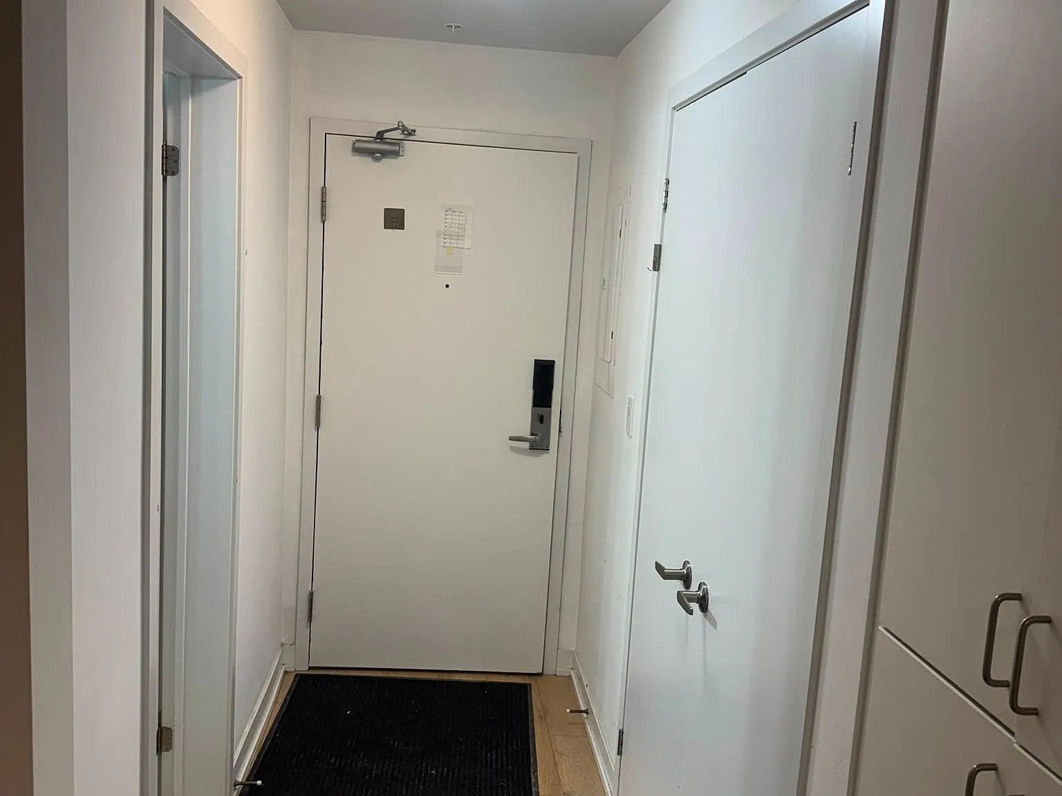 Studio, $1,300 — Photo 2
