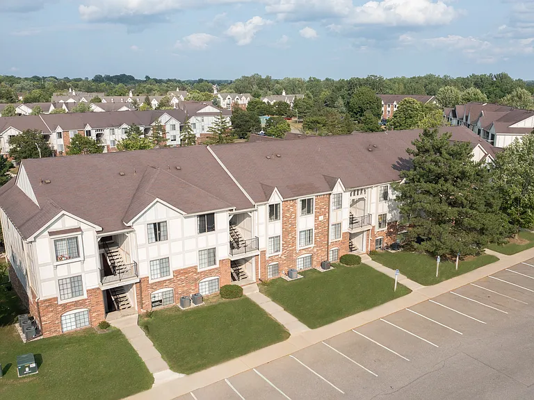 The Springs Apartment Homes — Photo 42