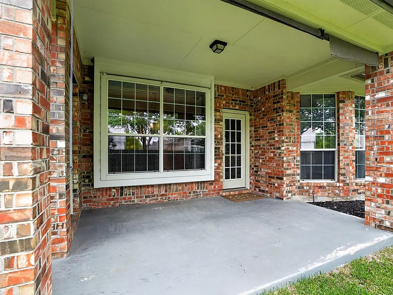 2908 Cortes Ct — Photo 14
