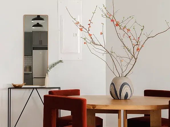 239 Banker Street image 7 of 9