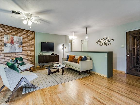 3rd image of 6916 Bal Lake Dr