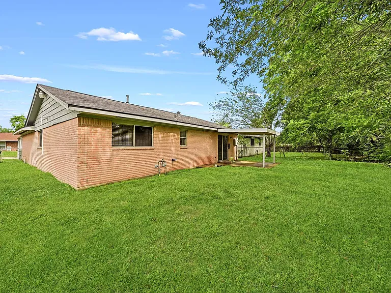 12903 Claygate Dr — Photo 14