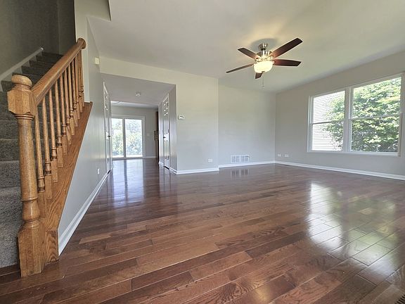 2nd image of 1816 Cambridge Dr
