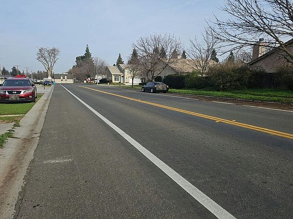 4th image of 1073 Phillips Rd