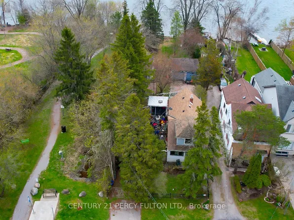 595 N Lake Rd, Richmond Hill, ON L4E 3B9