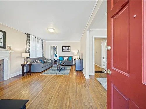 1307 S Indianapolis Ave Photo 1