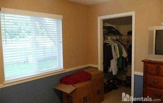 5th image of 9054 Forest Dr