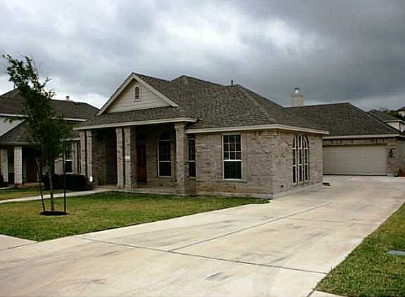 2nd image of 3005 Onslow Dr