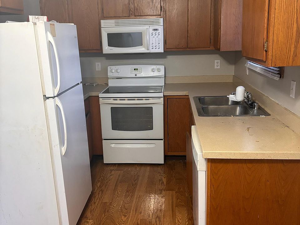 3806 Iowa Dr APT 4, Anchorage, AK 99517 | Zillow