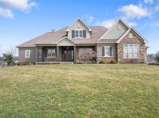 436 Heatherby Ln NE, Hartville, OH