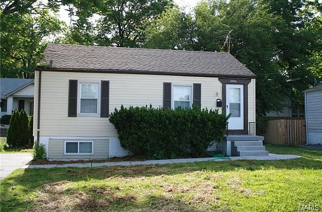 1st image of 3504 Dix Ave