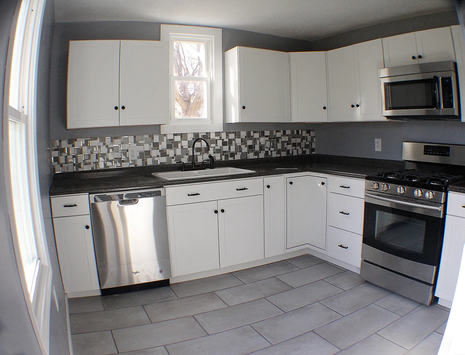 505 N Walnut St photo 1