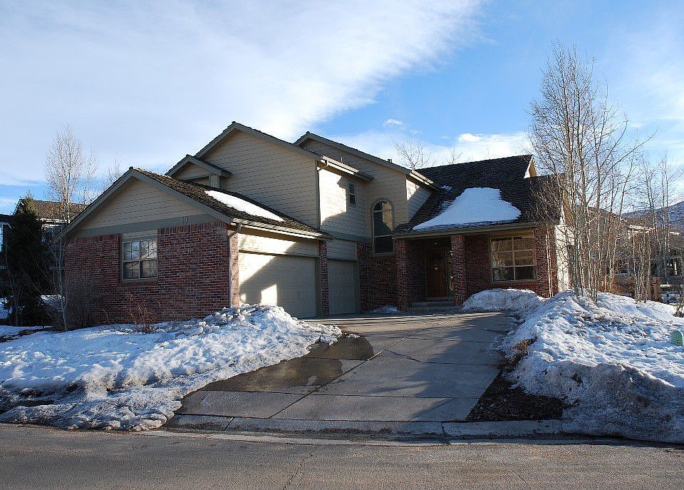 1st image of 19 Pin Oak Dr