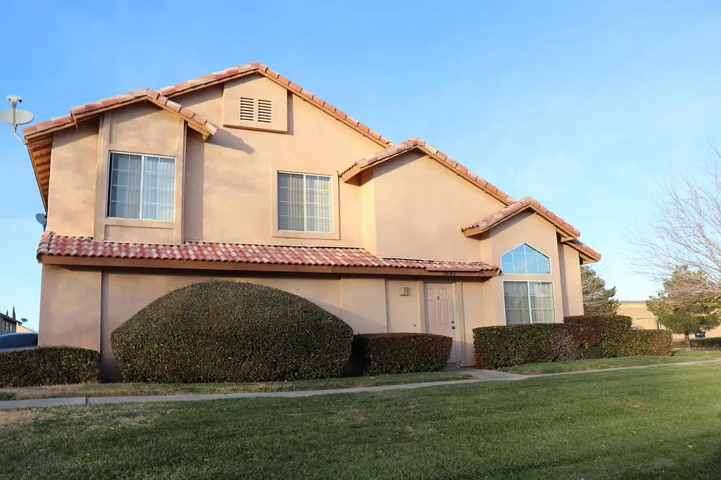 1647 Orchid Lane, Lancaster, CA 93535 — Photo 1
