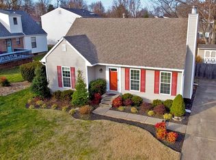 8903 Threpio Ct, Jeffersontown, KY 40299