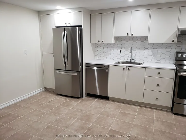 4 Appletree Ct — Photo 10