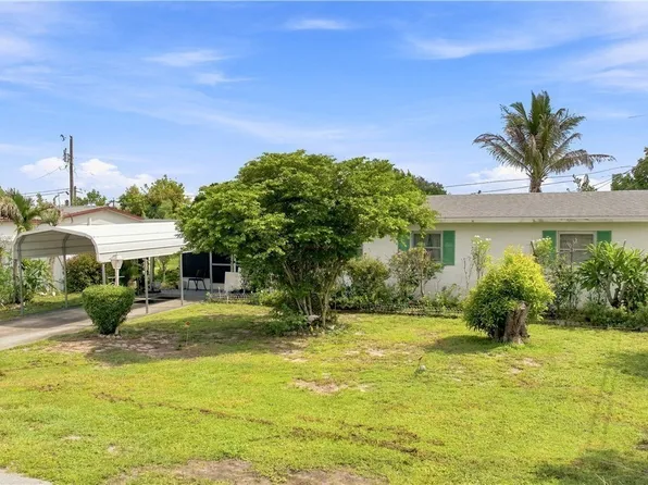 803 Perry Ave, Lehigh Acres, FL 33936