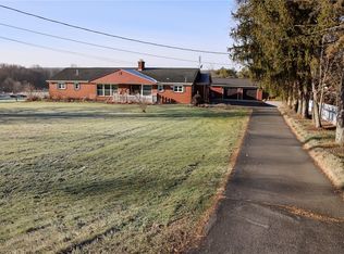 404 E Jamestown Rd W, Greenville, PA 16125